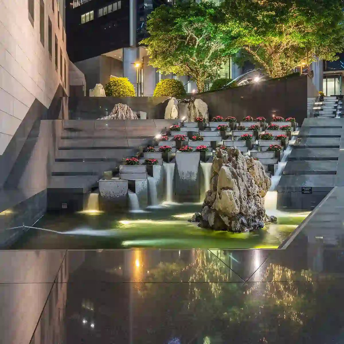 Signature Gallery